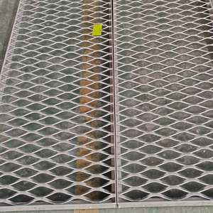 Fábrica de origen: Chapa de aluminio con fluorocarbono para muro cortina exterior, decoración de cabezal de puerta, aleación de aluminio perforada irregular - Product Image 4