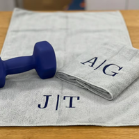 Serviette de sport personnalisée brodée : Cadeau de fitness (16" X 27")