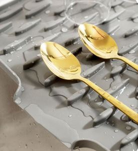 Silicone Drain <b>Mat</b> <b>for</b> Modern <b>Kitchen</b> <b>Sink</b> | Fruit & Vegetable Drainer, Countertop Drying <b>Mat</b>, Pot Heat Resistant Pad - Product Image 4