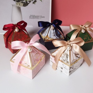 กล่องใส่ขนมงานแต่งงานทำจากกระดาษสไตล์โรแมนติก - Product Image 4