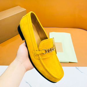 รองเท้าผู้ชายสไตล์อิตาลี หนังกลับ รองเท้าแบบสวม รองเท้าขับรถ รองเท้าแบน นุ่ม สบาย รองเท้าลำลอง หนังแท้ - Product Image 1