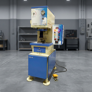 Presse hydraulique électrique de type C Eagle de 30 tonnes pour la fabrication de bijoux et de pièces de monnaie - Product Image 2