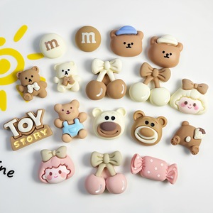 50 pièces/sac Zili Kawaii Animaux de dessin animé Cabochon en résine à dos plat Nœud papillon Décoration de téléphone et accessoires pour nœuds de cheveux DIY pour Noël - Product Image 1