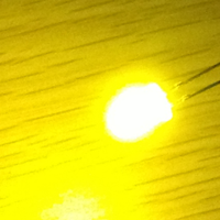 Ampoule LED jaune 3mm 1000-1200mcd Diodes 585-595nm broche courte lentille claire ronde 30deg 3MM ampoule LED