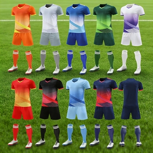 Seragam Wasit Sepak Bola Profesional Pria Lengan Pendek Kerah Tegak Set Jersey Celana Pendek Layanan OEM Kustomisasi 100% Poliester - Product Image 1