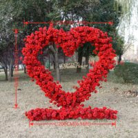 Arche de fleurs artificielles en soie de luxe sur mesure pour mariage, fabricant d'arche de fleurs artificielles en forme de corne pour la décoration de mariage et d'événements