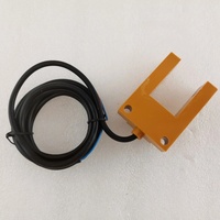 Sensor Fotoeléctrico E3S-DCP21-iL2 PNP 300mm Difuso, Compatible con IO-Link, Envío Rápido para Control de Automatización Industrial