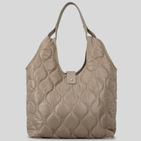 Sacs fourre-tout en nylon matelassé pour femmes en gros, grande capacité, multicolores, design de luxe tendance