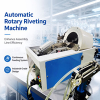 Machine à riveter automatique avec alimentateur vibrant et action de traction pour l'assemblage de tôles d'aluminium, d'acier et de conduits CVC