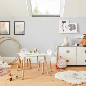 Ensemble table et chaises en bois pour enfants Mobilier pour bébé <span class=keywords><strong>Bureau</strong></span> de jeux pour enfants pour salle de jeux Petite table ronde en bois pour enfants - Product Image 2