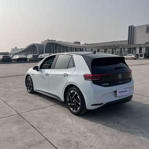 Volkswagen ID.3 Sedán 2023 Usado en Buen Estado, Alta Calidad, Eléctrico, Neumáticos R18, Caja de Cambios Automática, Volante a la Izquierda, Cuero - Product Image 4