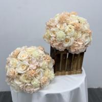 Boule de fleurs artificielle en soie blanche, grande et réaliste, pour centre de table, idéale pour les propositions de mariage, les événements et les réunions