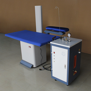 Tabla de planchar con función de succión de aire, esencial para lavanderías, sastrerías y servicios de limpieza en seco. - Product Image 2