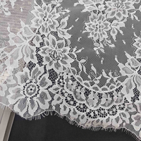 ERKOUMI 38cm Dentelle française Chantilly extensible en nylon brillant, élégante et opulente, pour robe de soirée, mantille et embellissement de couronne