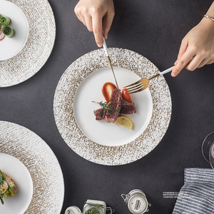 Assiette occidentale de luxe légère à salade domestique 65cm plats à disque en céramique assiettes rondes en porcelaine de Chine avec design graphiti - Product Image 1