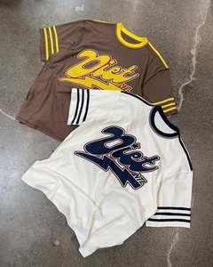 T-Shirt Personalizzata OEM con Stampa Serigrafica, Maniche a Righe e Cuciture Inverse, Effetto Sbiadito al Sole - Product Image 3