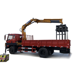 Grue à briques montée sur camion - Product Image 2