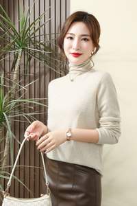 Suéter de <span class=keywords><strong>cuello</strong></span> <span class=keywords><strong>alto</strong></span> de Cachemira 100% sin costuras para <span class=keywords><strong>mujer</strong></span> Estilo informal Cómodo y elegante para el invierno - Product Image 2