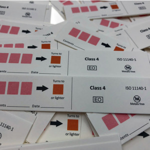 Cartes indicatrices de changement de couleur à l'oxyde d'éthylène Classe 4 ISO 11140-1 Sachets de stérilisation sans métaux - Product Image 1