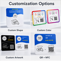 Maßgefertigter Großhandel Wiederverwendbare Acryl NFC RFID Bewertungskarte QR-Code Tischdisplay-Ständer Kundenspezifischer Druck Anzeigetafel