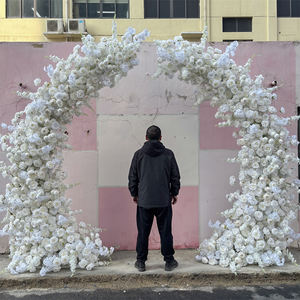 Arreglo de Flores Artificiales de Seda Hecho a Mano, Arco Decorativo para Bodas y Día de la Madre, Forma de Cuerno de Rosa, Elegante y Realista - Product Image 1