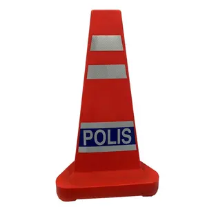 Yeni tasarım moda PE plastik esnek yansıtıcı yol güvenliği uyarı malezya tarzı piramit polis üçgen trafik konisi