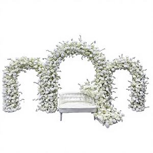 Arche de fleurs artificielles géante réaliste en roses blanches ivoire, prix de gros, pour décoration de mariage en extérieur et en intérieur - Product Image 1