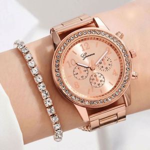 Lot de 5 montres numériques coréennes tendance pour femme avec bracelet en alliage de titane, couronne spirale, bouton poussoir et fermoir caché, étanches 3 ATM - Product Image 4