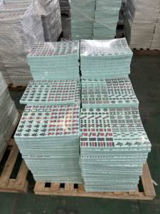 Tuiles de Mahjong et de <span class=keywords><strong>Poker</strong></span> en Acrylique de Luxe Premium, Design Moderne Américain Rayé Gris, Durables et Écologiques, Idéales pour Cadeau de Fête - Product Image 6