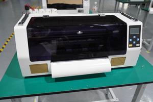 2025 नया डिजाइन सिंगल-हेड dtf प्रिंटर xp600 स्वचालित पालतू फिल्म dpg मशीन ए 3/a1 वाटरप्रूफ 30 सेमी होम उपयोग के लिए 1-वर्ष - Product Image 2