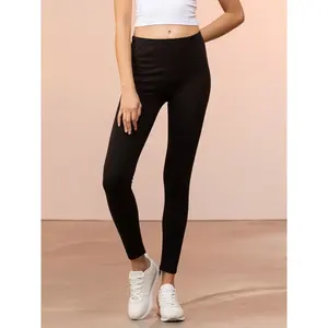 Leggings Skinnifit pour femmes, merchandising personnalisé - Product Image 1