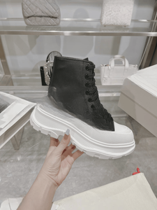 Alexander Fashionable and trendy white low cut thick soled sturdy and durable contrasting canvas Mc casual sports shoes Queen - Product Image 3