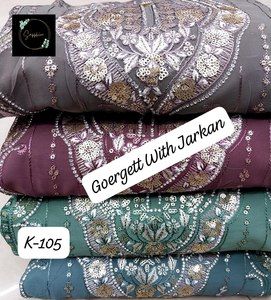 Designer Georgette Coupe Droite Kurti Avec Broderie Travail Palazzo avec Dupatta Indian Salwar Suit par Royal Export - Product Image 1