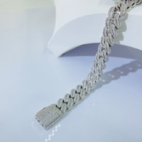 Chaîne cubaine de luxe 15 mm en laiton plaqué or avec zircon cubique pavé pour hommes, femmes et couples