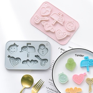 Silicone kẹo Khuôn không dính nướng khuôn tái sử dụng sô cô la fondant và bánh trang trí khuôn với tình yêu và trái tim thiết kế - Product Image 1