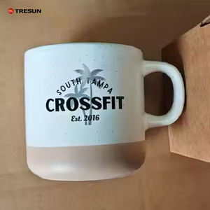 Tasse à café ou à thé en céramique givrée à blocs de couleur en porcelaine blanche mouchetée, mugs personnalisés pour cadeaux - Product Image 4