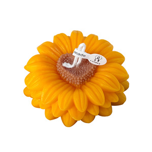 Vela Aromática de Lujo Hecha a Mano con Forma de Rosa, Idea de Regalo para Navidad, San Valentín, Cumpleaños y Año Nuevo, para Bares - Product Image 5