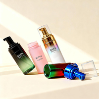 Flacon à pompe en mousse PET blanc en stock 100-250ml Récipient à mousse sans air personnalisable pour emballage cosmétique de soins de la peau