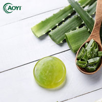 Savon artisanal à l'aloe vera naturel en gros, étiquette privée OEM, savon hydratant en barre pour le soin du corps, approvisionnement en vrac