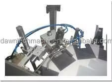 เครื่องพับขวดสแตนเลสกึ่งอัตโนมัติแบบตั้งสำหรับขวดเครื่องดื่ม ใช้ลมนิวเมติกสำหรับพับฟิล์มขวดเพื่อการผลิต - Product Image 4