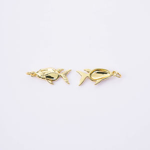 จี้ปลาคาร์<span class=keywords><strong>ฟ</strong></span>สามมิติชุบทองแดงเคลือบทอง 18K ขา<span class=keywords><strong>ย</strong></span>ดี สำหรับทำต่างหู สร้อ<span class=keywords><strong>ย</strong></span>คอ สร้อ<span class=keywords><strong>ย</strong></span>ข้อมือ และเครื่องประดับอื่นๆ - Product Image 2