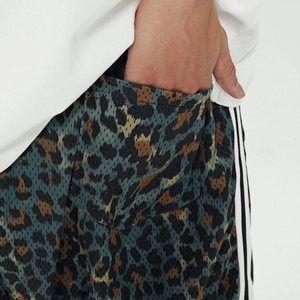 Pantalones Cortos Deportivos de Malla Transpirable para Hombre, con Estampado Digital por Sublimación, Logotipo Personalizado, de Secado Rápido, para Gimnasio y Baloncesto - Product Image 3
