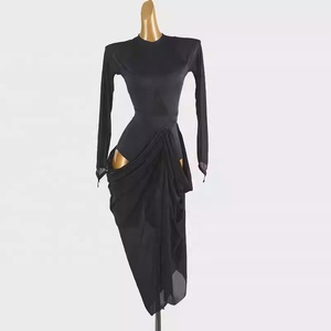 ชุดแสดงการเต้นลาตินสำหรับผู้ใหญ่ ระดับสูง สำหรับ<span class=keywords><strong>การ</strong></span>แข่งขัน  พร้อมไฟ LED ลายดอกไม้สีนู้ด ผ้าไหม/ผ้าฝ้าย รุ่น Q463 - Product Image 4