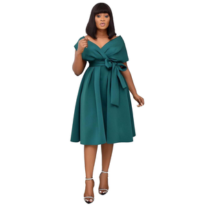 Nouvelle <span class=keywords><strong>robe</strong></span> élégante pour femmes, manches courtes, col en V, sexy, satinée, unie, grande taille, ceinture, épaule, <span class=keywords><strong>robe</strong></span> élégante, style A, grande ampleur, décontractée - Product Image 3