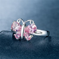 Ventes directes d'usine de haute qualité papillon européen et américain créatif incrusté de couleur cristal Zircon anneau