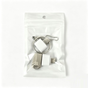 Mini Clé USB Métallique pour Autoradio avec Adaptateur Micro USB Type-C, Stockage <span class=keywords><strong>de</strong></span> Listes <span class=keywords><strong>de</strong></span> Lecture - Product Image 2