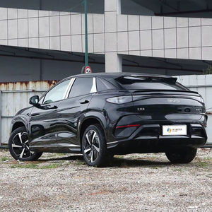 仓鼠汽车使用的是比亚迪海豹07，一款中国制造的畅销新能源汽车。 - Product Image 4