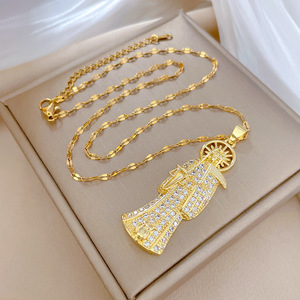 จี้ทองแดงรูปซานต้า มูเอร์เต้ รูปทรงเคียว เทพแห่งความตาย ดีไซน์หรูหรา ประดับเพชรเต็มตัว ใช้ได้ทั้งชายและหญิง สร้อยคอพร้อมสายไม้ไผ่ - Product Image 2