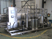 Machine de stérilisation commerciale 1000L/2000L dans la ligne de production laitière usine de transformation de lait pasteurisateur UHT pour le beurre