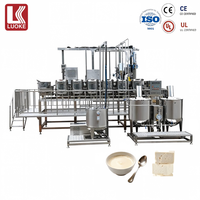 Ligne de production de tofu, série de machines à causerer le tofu capable de produire des morceaux de tofu moelleux et fermes.